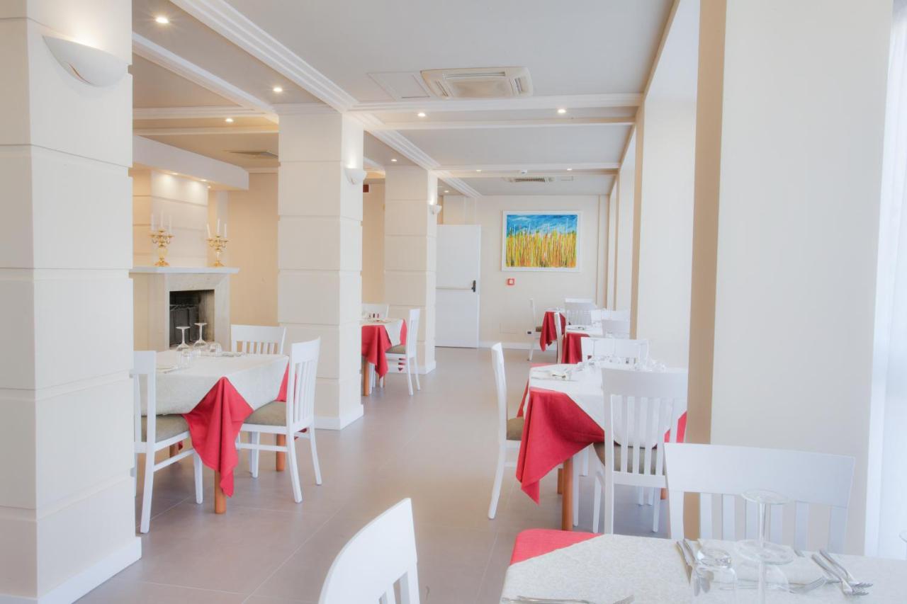 Relais Le Felci Executive Suite Spa Fiuggi Bagian luar foto