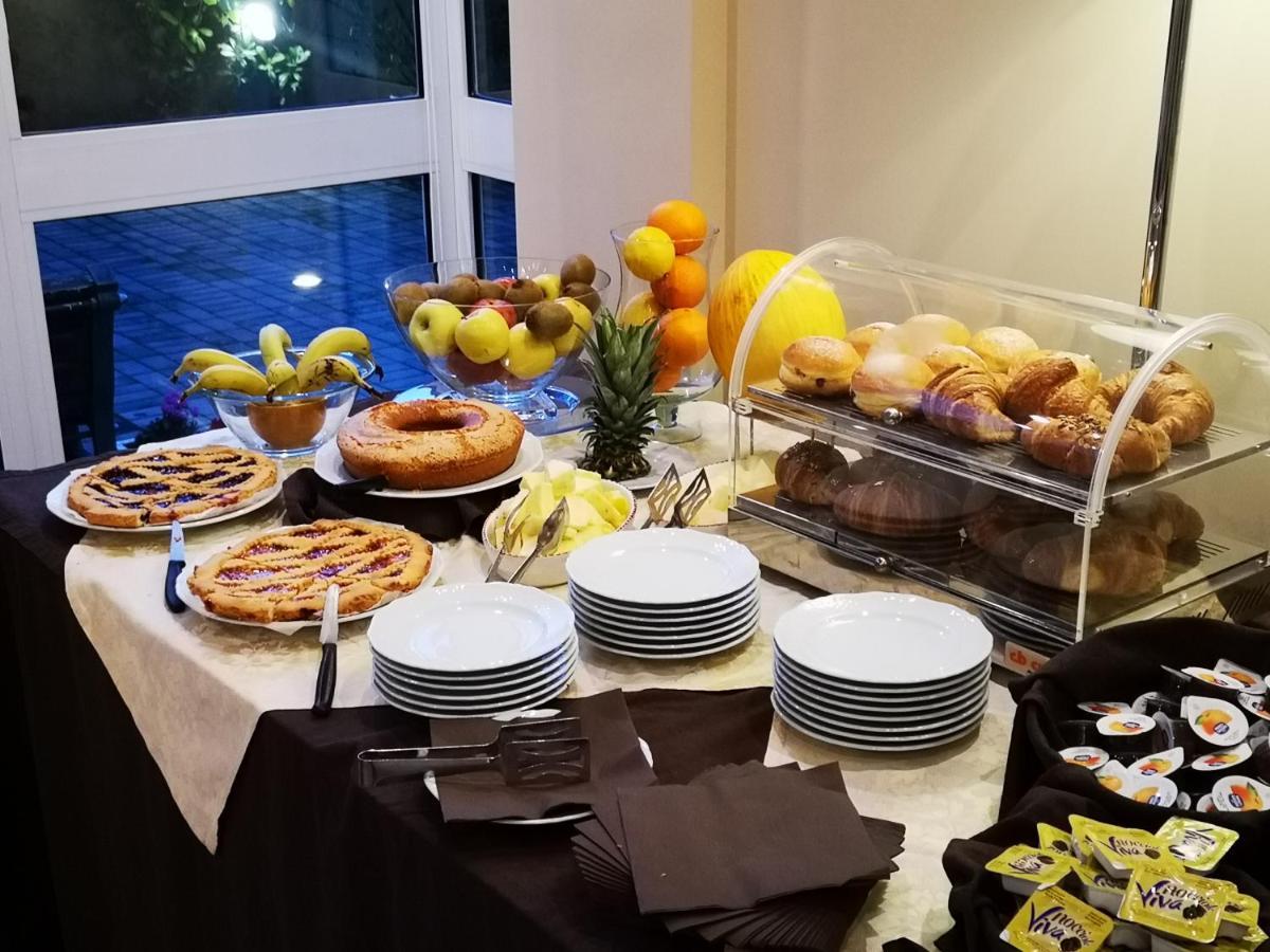 Relais Le Felci Executive Suite Spa Fiuggi Bagian luar foto